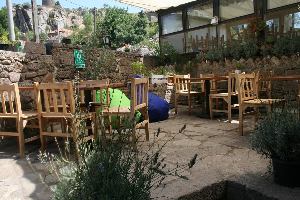 Assos Bohemian Hotel Extérieur photo